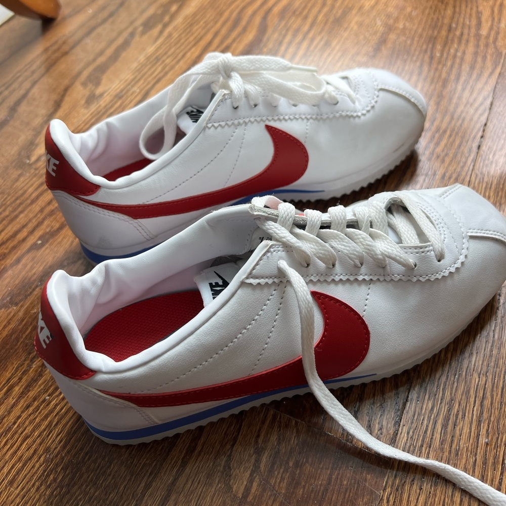 Nike Cortezes (size 7)